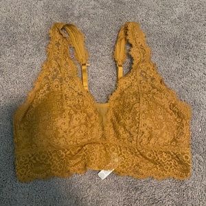 Aerie adjustable brallet